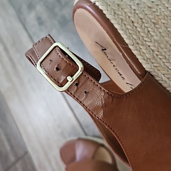 Crossover Wedges - Picture 6 of 6